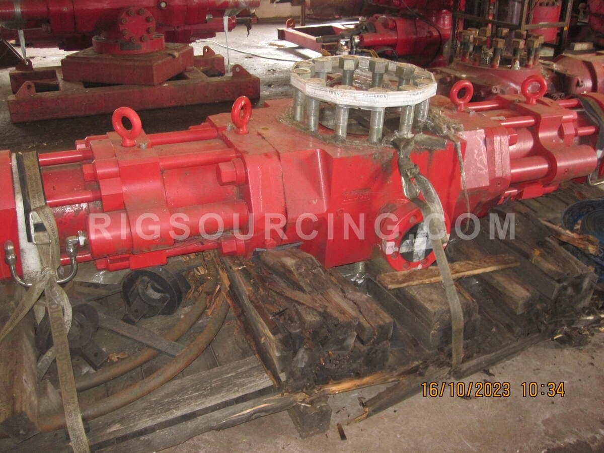 Cameron 11 inch 5K Single BOP side