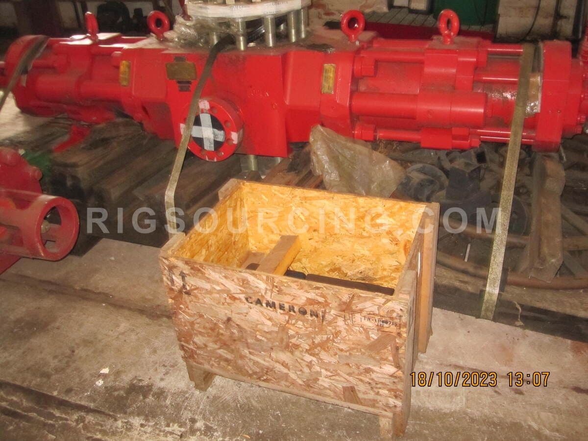 Cameron 11 inch 5K Single BOP top